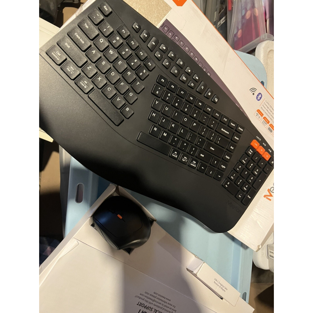 MEETION Ergonomic Keyboard and Mouse Wireless Combo Black Used Missing type-C